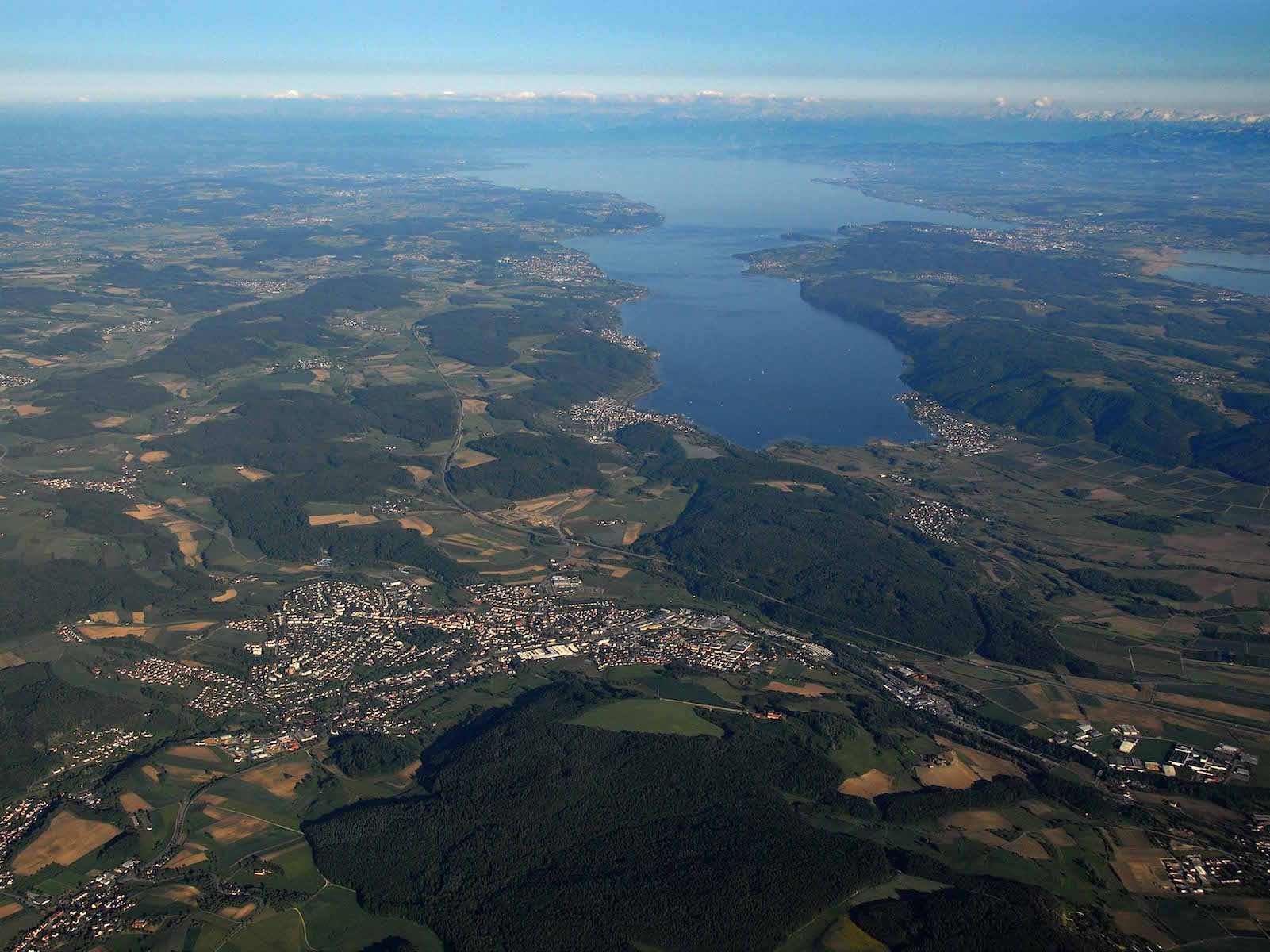  Luftbild Stockach und Bodensee 