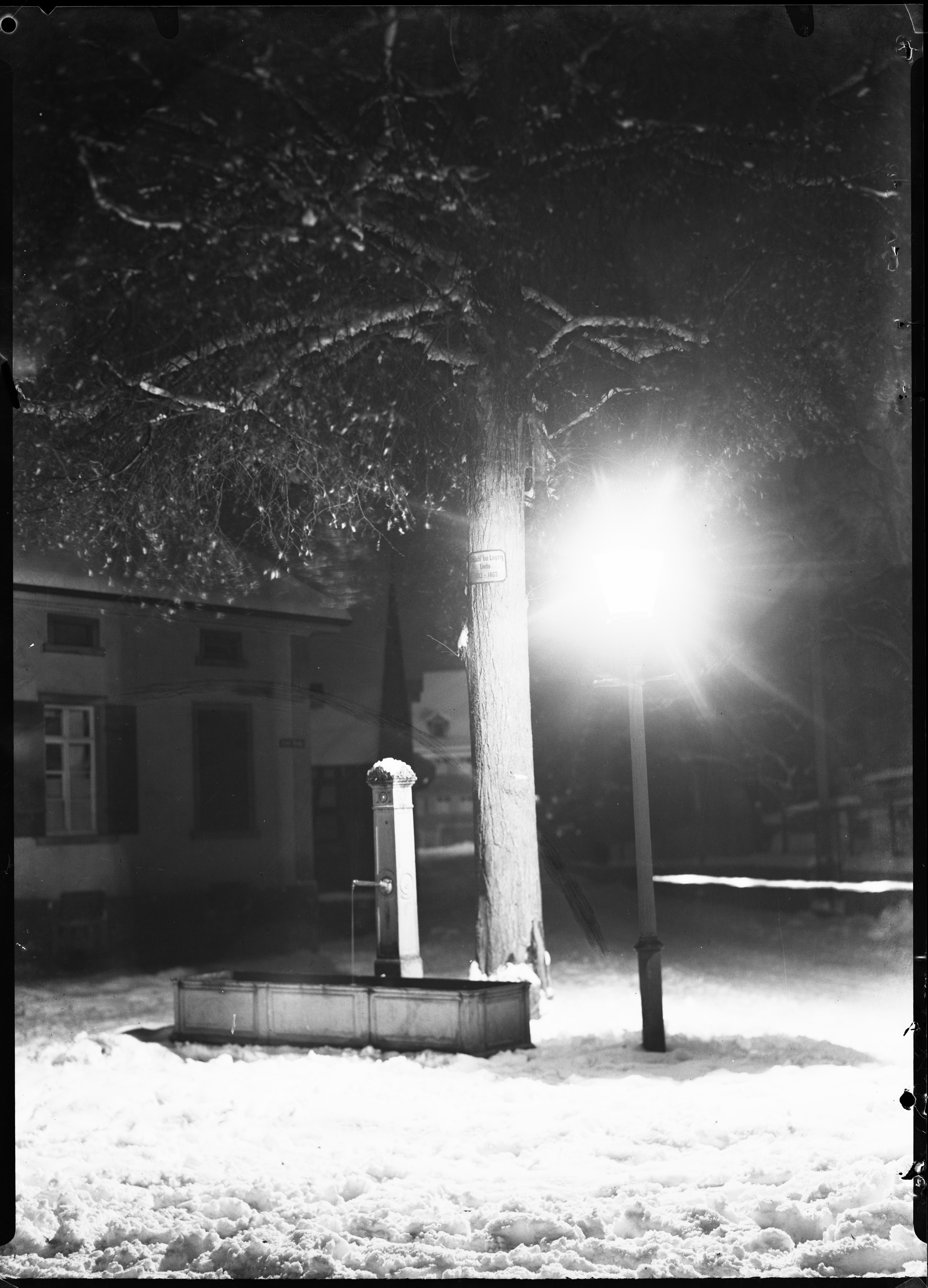  Gaslaterne bei Nacht, Stadtarchiv Stockach, Bildarchiv Foto Hotz 