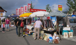 Großer Flohmarkt am Edeka Aach-Center
