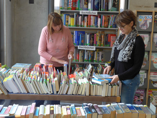 Bücherflohmarkt