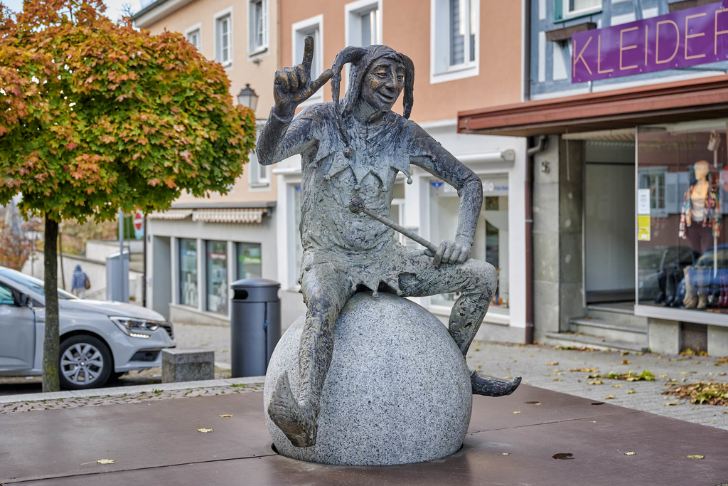 Ein Brunnen in der Stadt