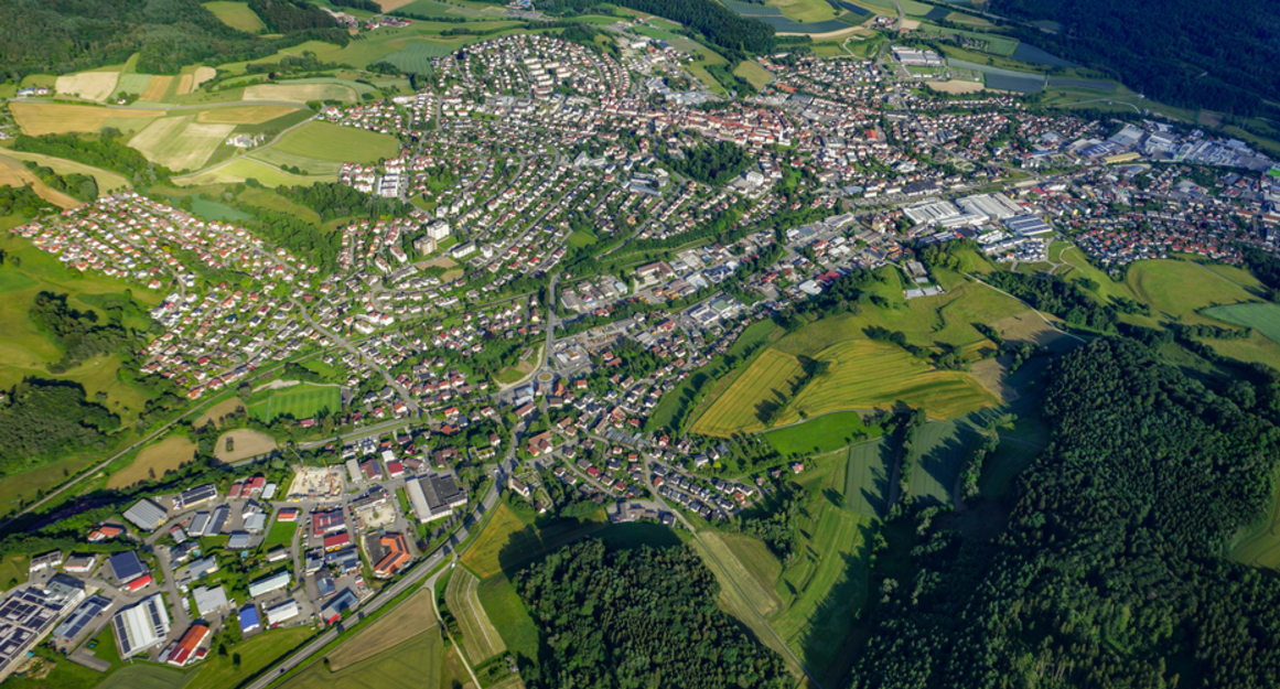 Parkplatz vor dem Rathaus der Stadt Stockach 